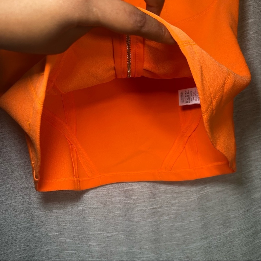 Karen Millen Neon Orange Figure Form Bodice Zip-Front Sleeveless Tank Top 8 - Picture 10 of 14